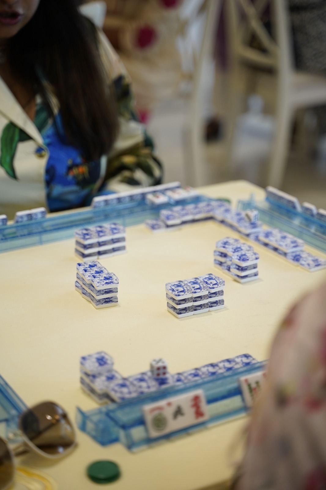 Players gathered for a Mahjong session at Fia's Lounge